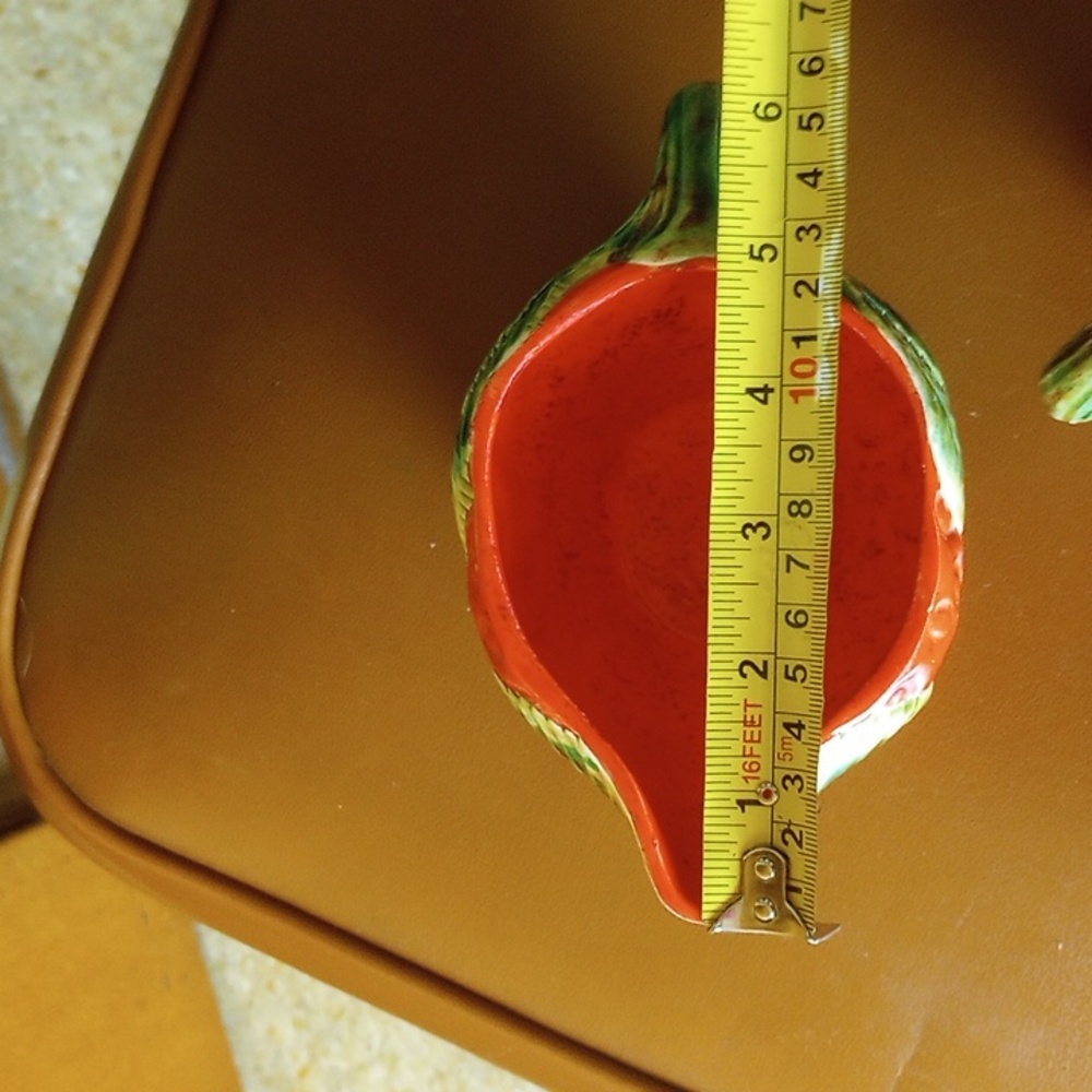 Vintage Painted Ceramic Red & Green Strawberry Sugar Bowl & Creamer Set - Picture 11 of 12